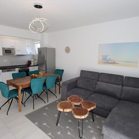 Ferienwohnung Emmi Nemira Omiš Exterior foto