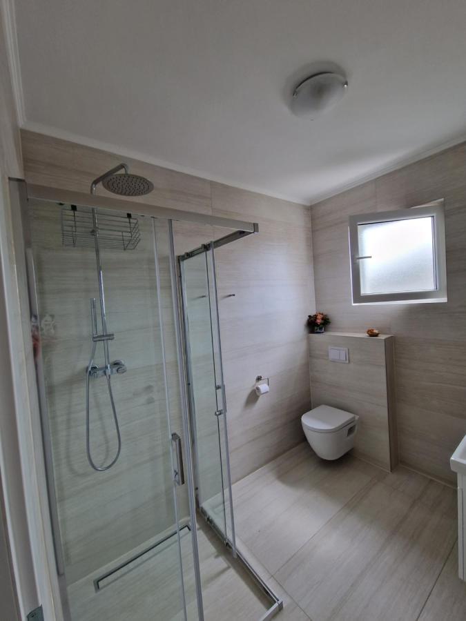 Ferienwohnung Emmi Nemira Omiš Exterior foto