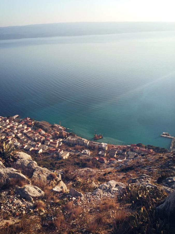 Ferienwohnung Emmi Nemira Omiš Exterior foto