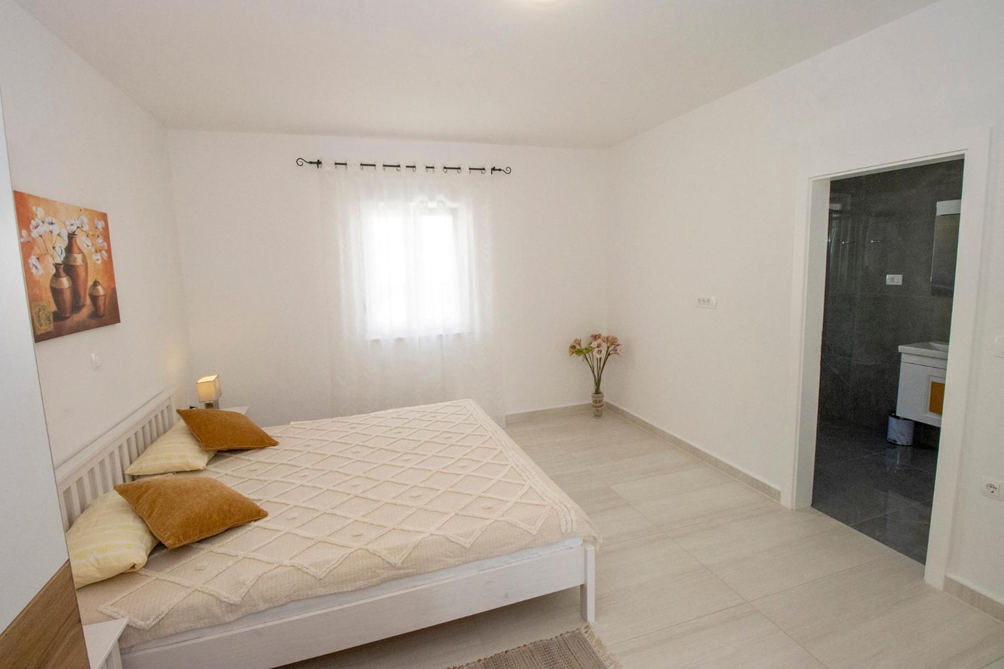 Ferienwohnung Emmi Nemira Omiš Exterior foto