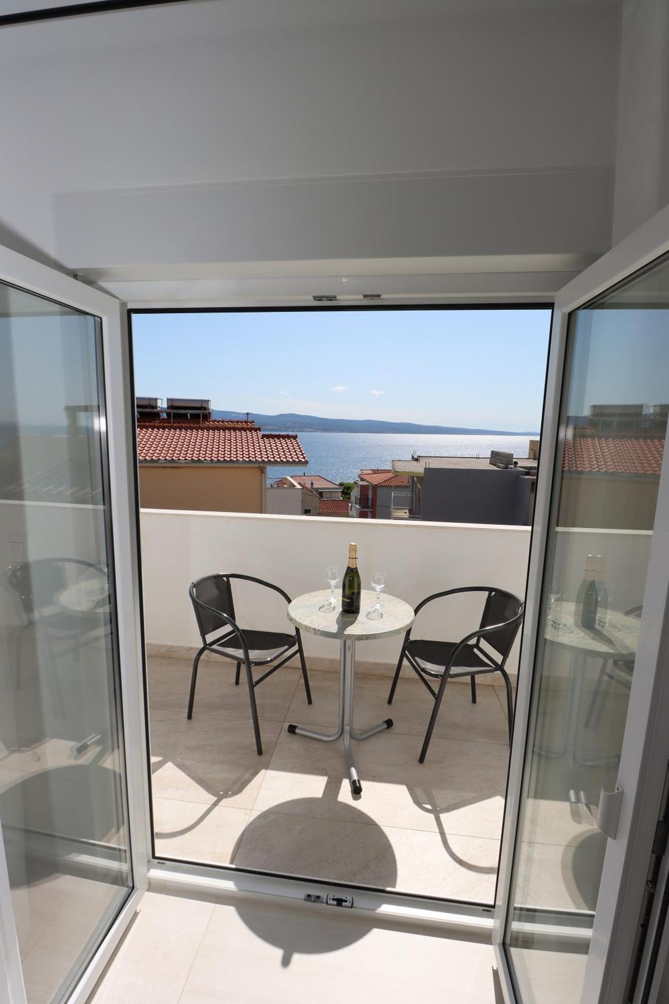 Ferienwohnung Emmi Nemira Omiš Exterior foto
