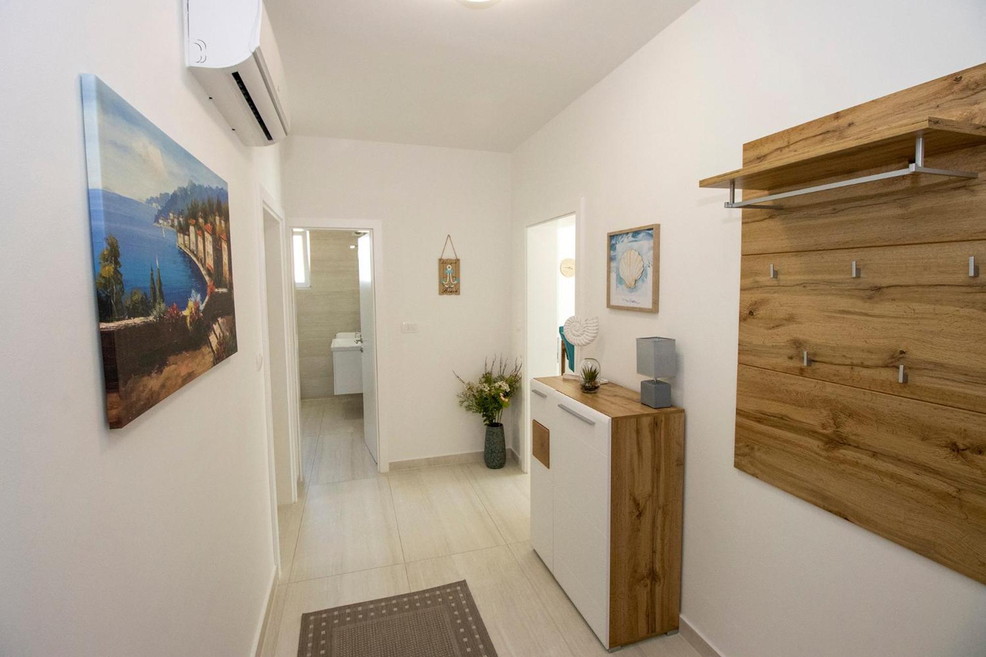 Ferienwohnung Emmi Nemira Omiš Exterior foto